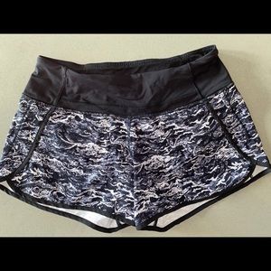 Lululemon Run Times 4” shorts